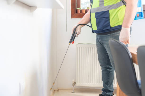 Best Emergency Pest Control  in Omaha, TX